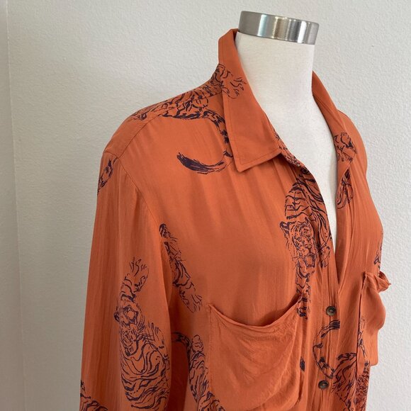 Pilcro Womens XL Rust Orange Tiger Print Button Up Blouse Long Sleeve Shirt - Picture 2 of 13